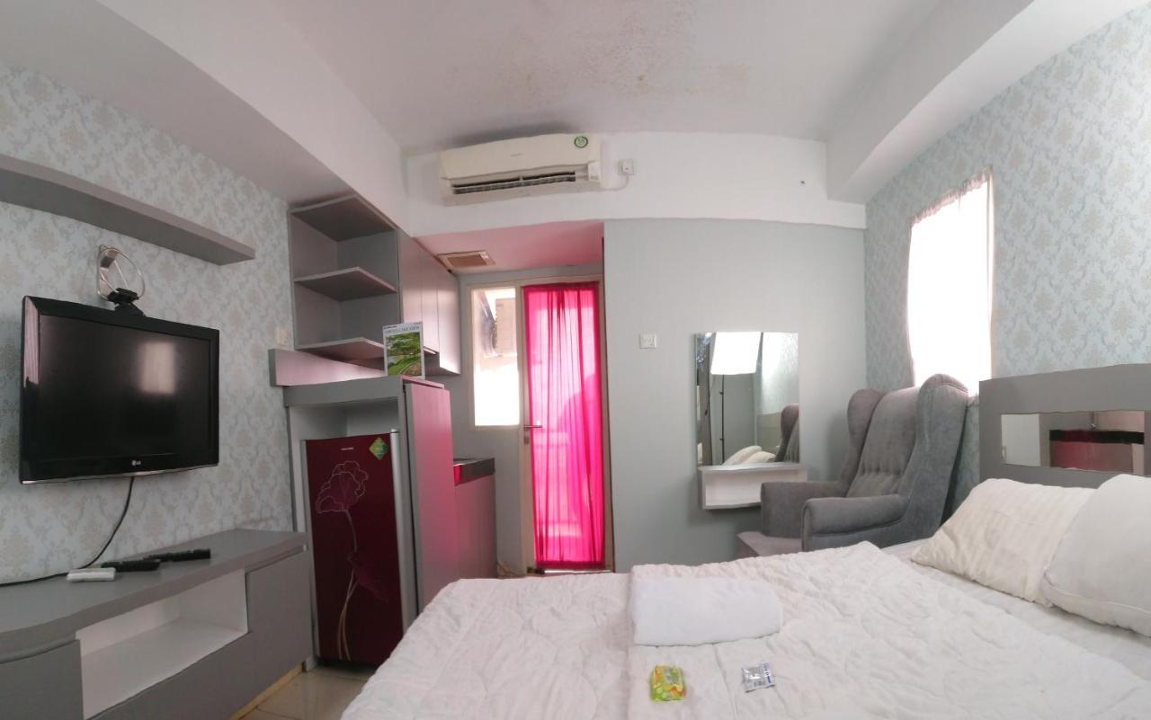 מלון Pondokcabe Hilir Green Lake View Just Sleep & Cozy מראה חיצוני תמונה