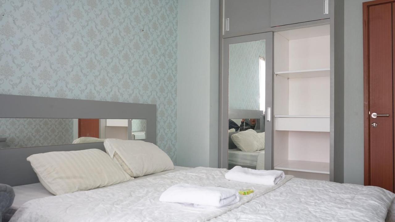 מלון Pondokcabe Hilir Green Lake View Just Sleep & Cozy מראה חיצוני תמונה