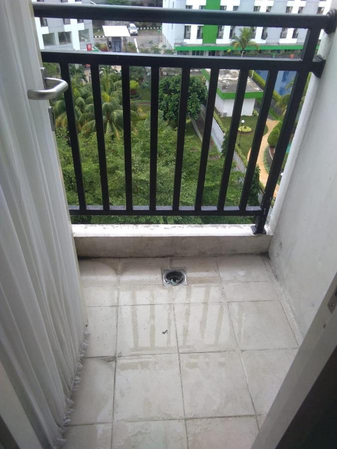 מלון Pondokcabe Hilir Green Lake View Just Sleep & Cozy מראה חיצוני תמונה