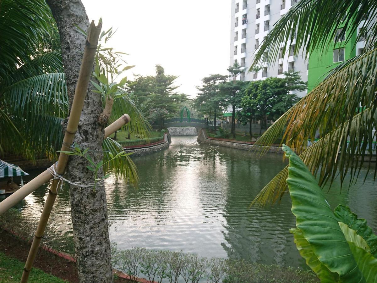 מלון Pondokcabe Hilir Green Lake View Just Sleep & Cozy מראה חיצוני תמונה